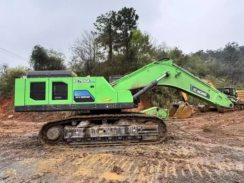 2025 XCMG 750GK HEV Hybridbagger 296 Stunden Kraftstoffverbrauch von etwa 40 Liter mit 248 Hammer